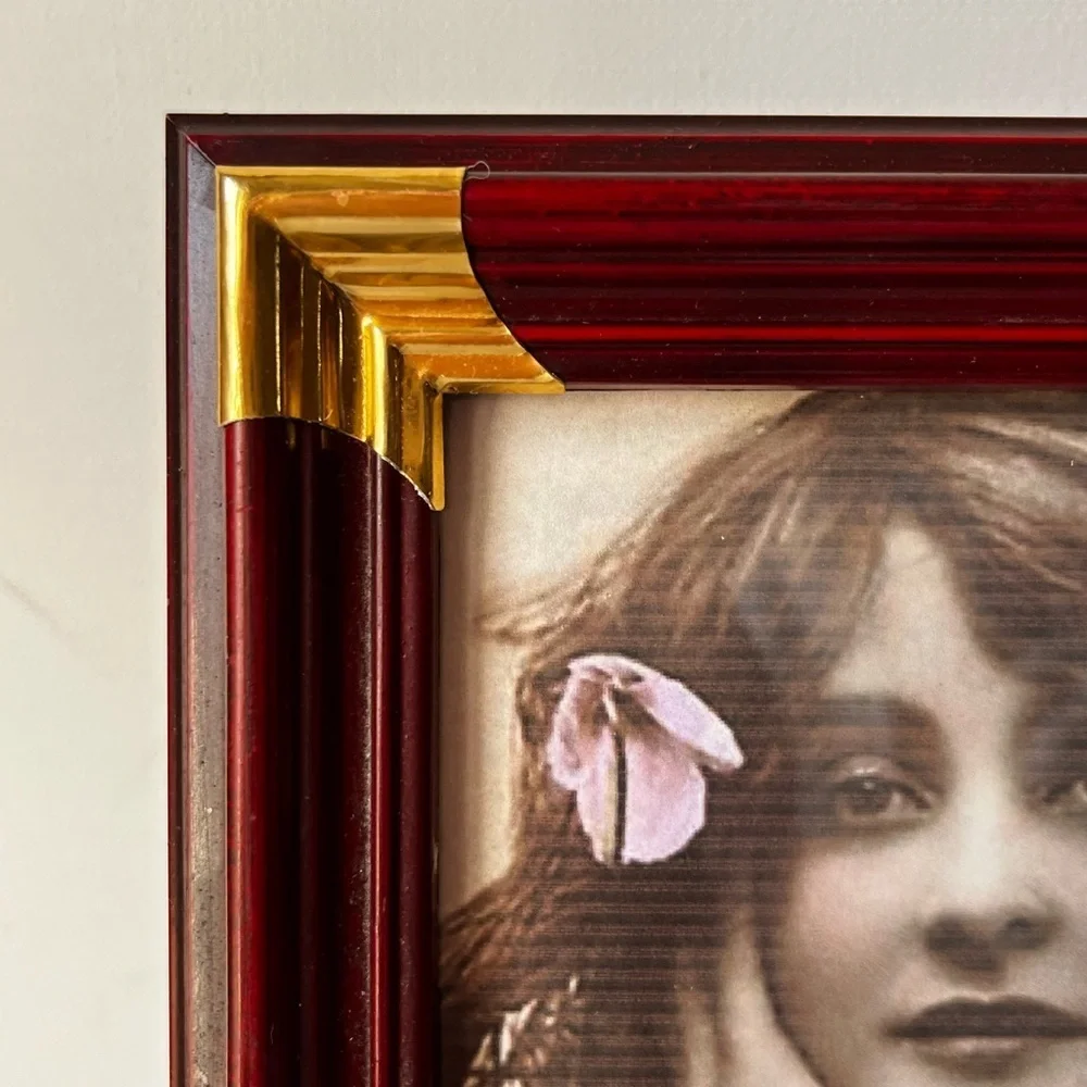Elegant Burgundy and Gold Photo Frame vintage for 5”c7” photo